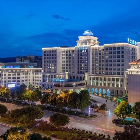 Sunshine Hotel Zhangjiajie Exterior photo